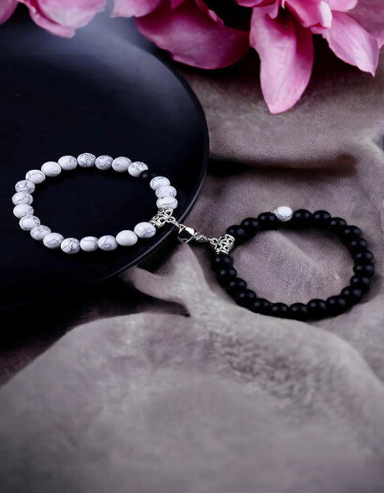 VIVAZS Magnetic Heart Bracelets