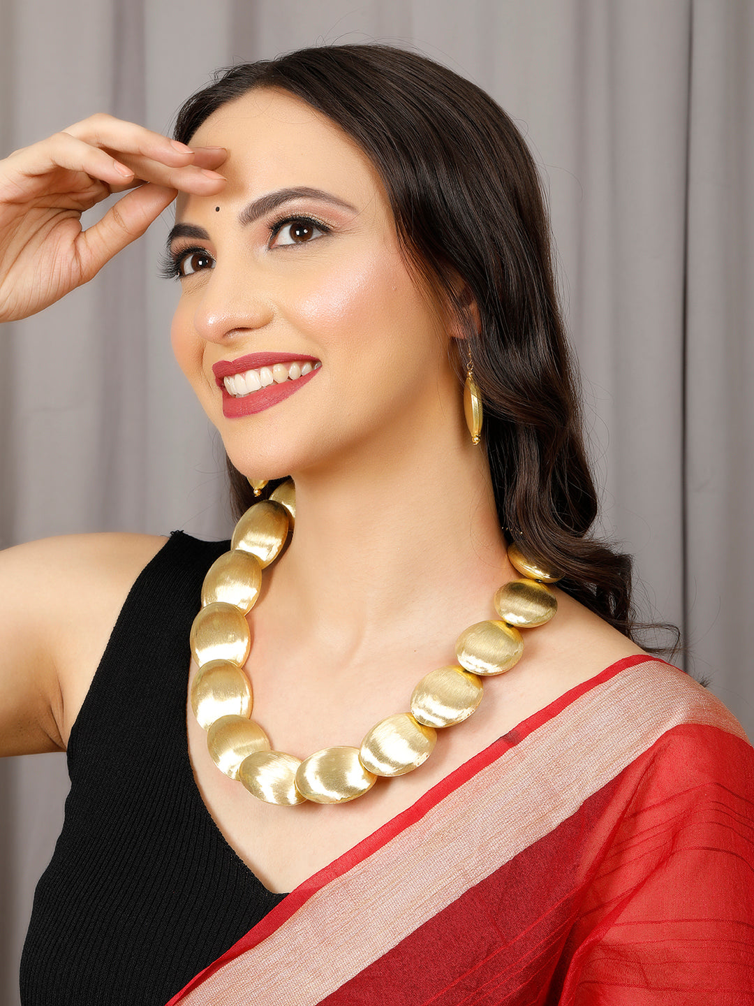 VIVAZS Gold Plated Shell Motif Choker Necklace With Drop Earrings