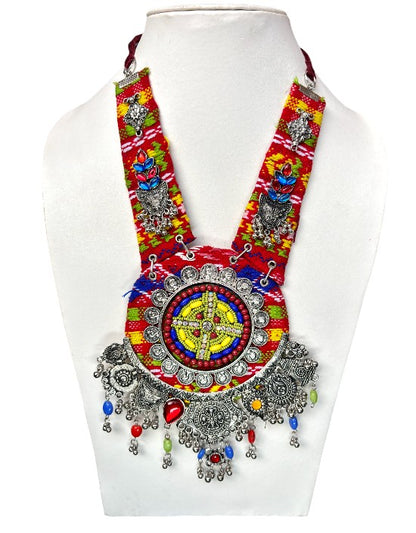 VIVAZS Boho Necklace in Red color