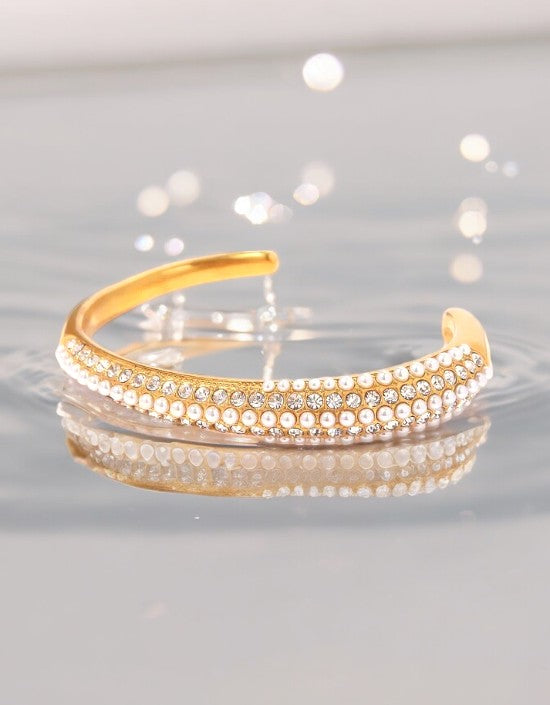 VIVAZS 18K Gold PVD Plated Zircon Pearl Cuff/ Bracelet