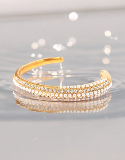 VIVAZS 18K Gold PVD Plated Zircon Pearl Cuff/ Bracelet