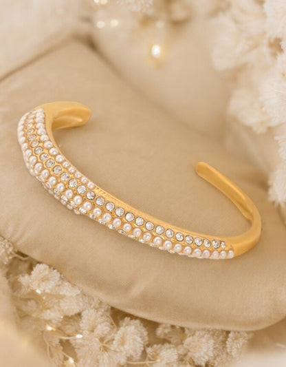 VIVAZS 18K Gold PVD Plated Zircon Pearl Cuff/ Bracelet