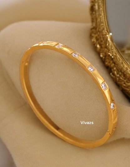 VIVAZS 18K PVD Gold Plated Bracelet