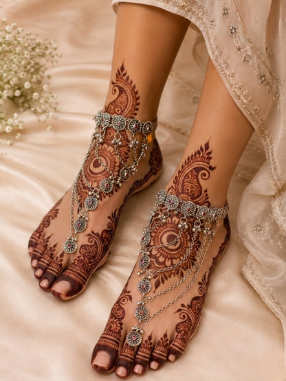 Women Oxidised Silver-Plated Pink Kundan Stone-Studded Layered Chain Anklet with Toe Ring